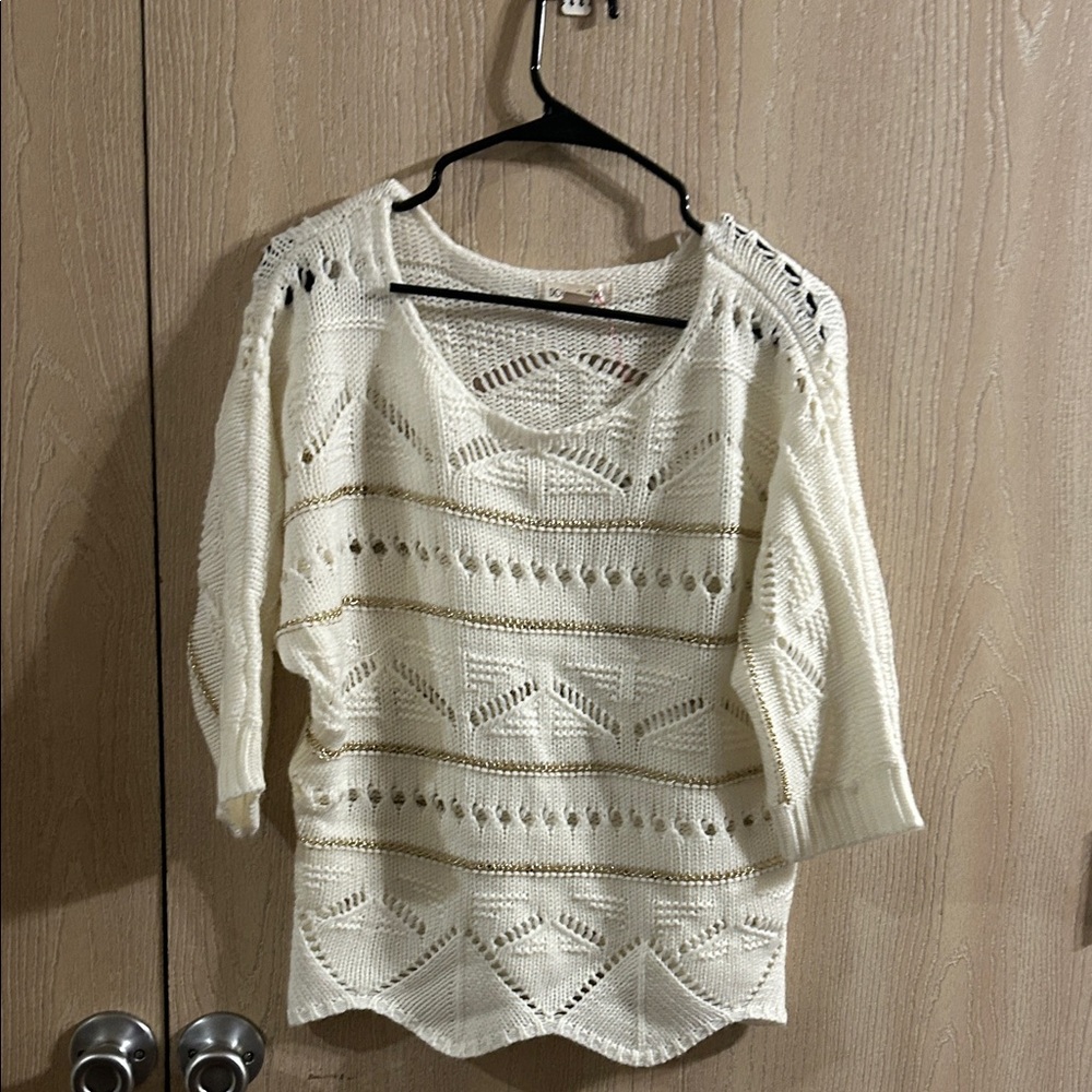 Double Zero Cream V-Neck Sweater